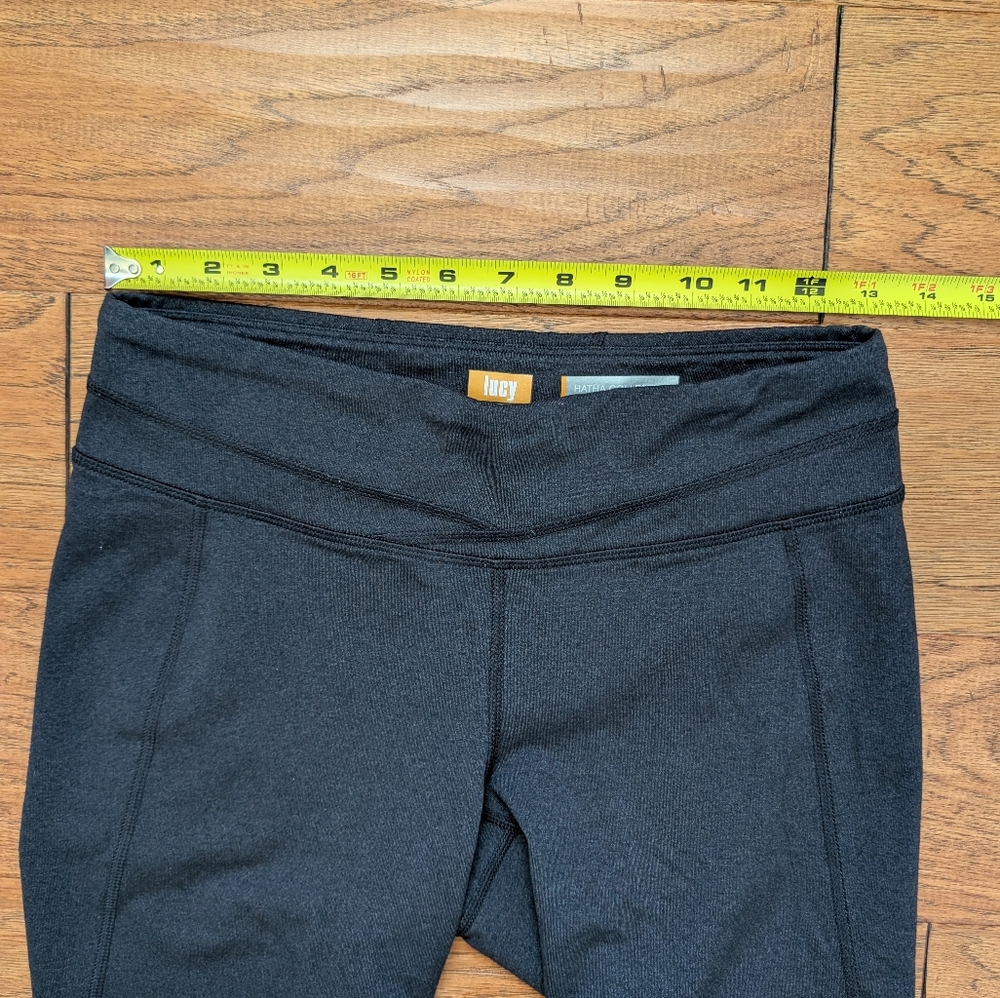 Lucy Hatha Collection Women's Cropped Leggings with Orange Logo Detail Medium - Picture 8 of 8